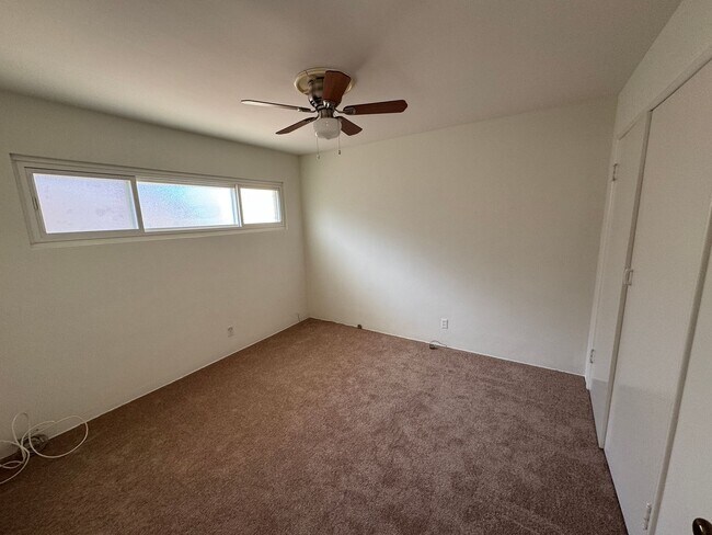 Building Photo - COMING SOON - Charming 3 bedroom 2 bath townhouse