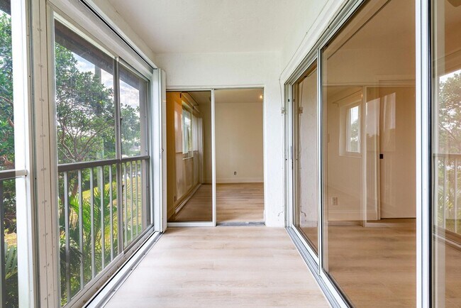 Building Photo - 380 NW 67th St