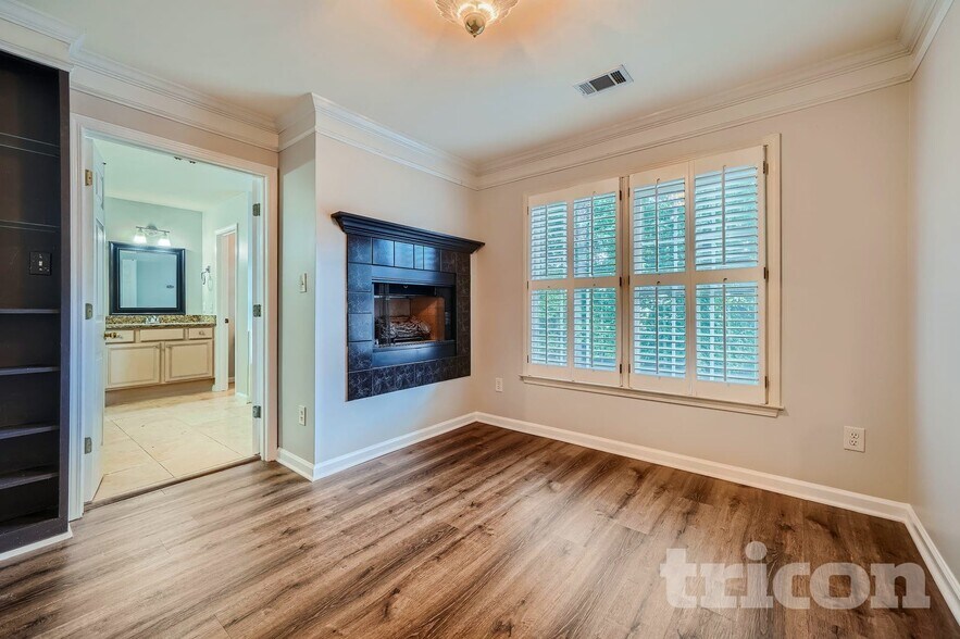 Building Photo - 3341 Rose Ridge