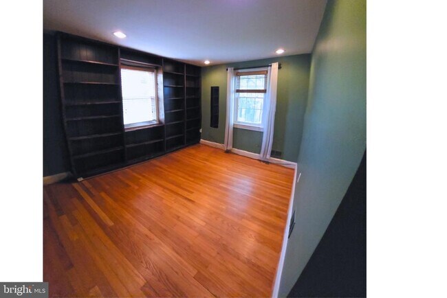 Building Photo - 8624 Drumwood Rd