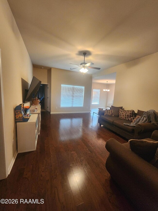 Building Photo - 417 Elwick Dr