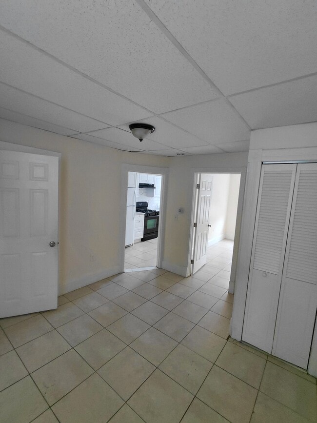 Building Photo - Riverview Apartments