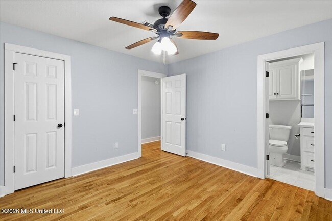 Building Photo - 117 McCree Dr