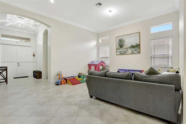 Building Photo - 8840 S Miralago Way
