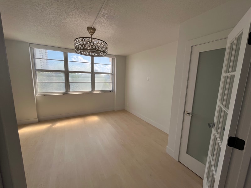 Building Photo - 2121 N Ocean Blvd