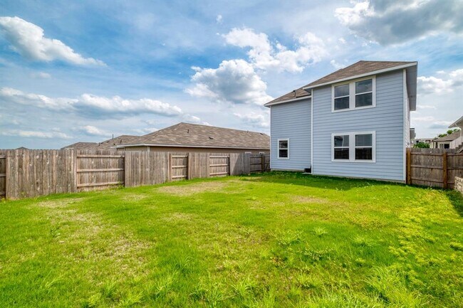 Building Photo - 2710 Paragon Fox Dr