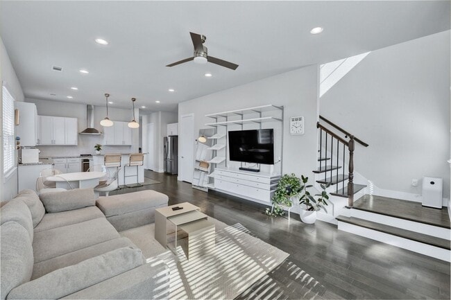 Building Photo - 228 Wimberly St