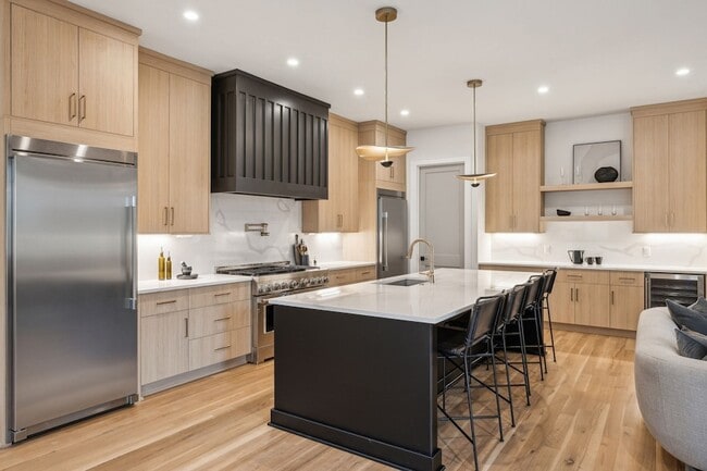 Building Photo - 87 Brookwood Terrace