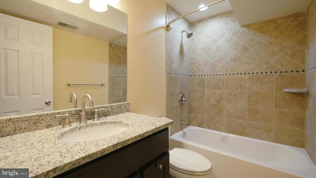 Building Photo - 14119 Forest Ridge Dr