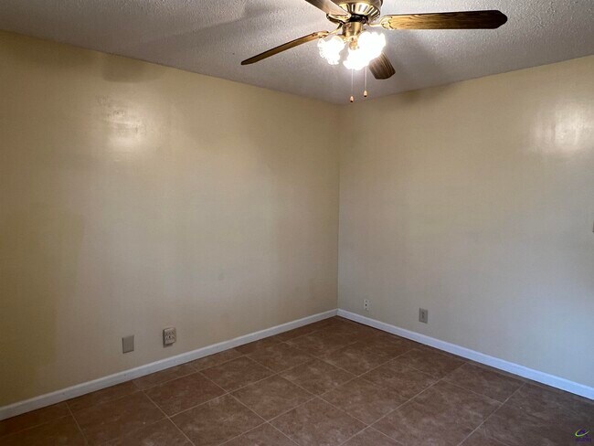 Building Photo - 3700 Dean Dr