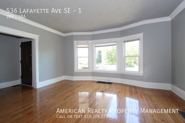 Building Photo - 536 Lafayette Ave SE