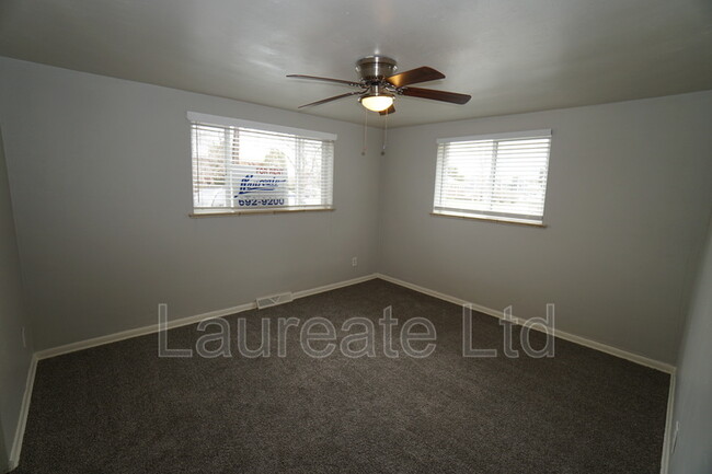 Building Photo - 673 Miller Ct