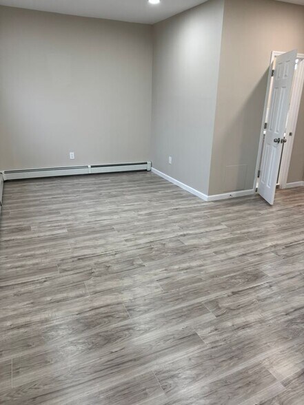 Building Photo - 7506 4th Ave