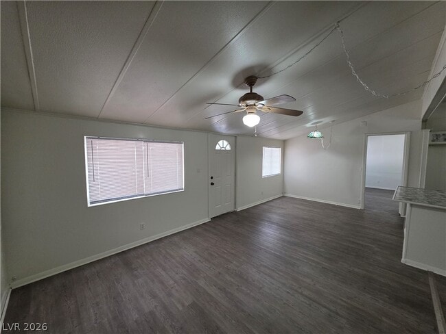 Building Photo - 2916 Gavilan Ln