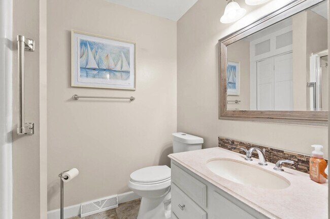 Building Photo - 1407 Park De Ville Pl