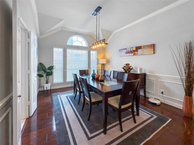 Building Photo - 2516 Spring Landing Dr