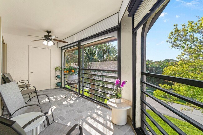 Building Photo - 10110 Cedar Point Blvd