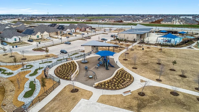 Building Photo - 5119 Winterberry Dr