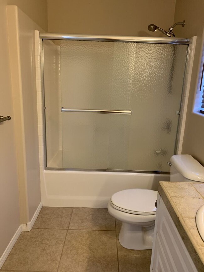 Building Photo - AVAILABLE NOW $350 off First Month Rent