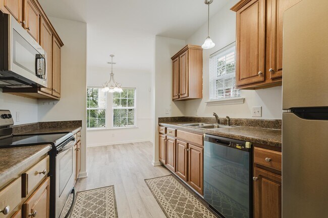 Building Photo - 1698 Low Country Pl