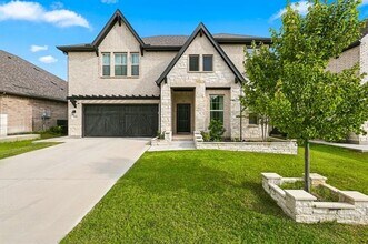 Building Photo - 1717 Canals Dr