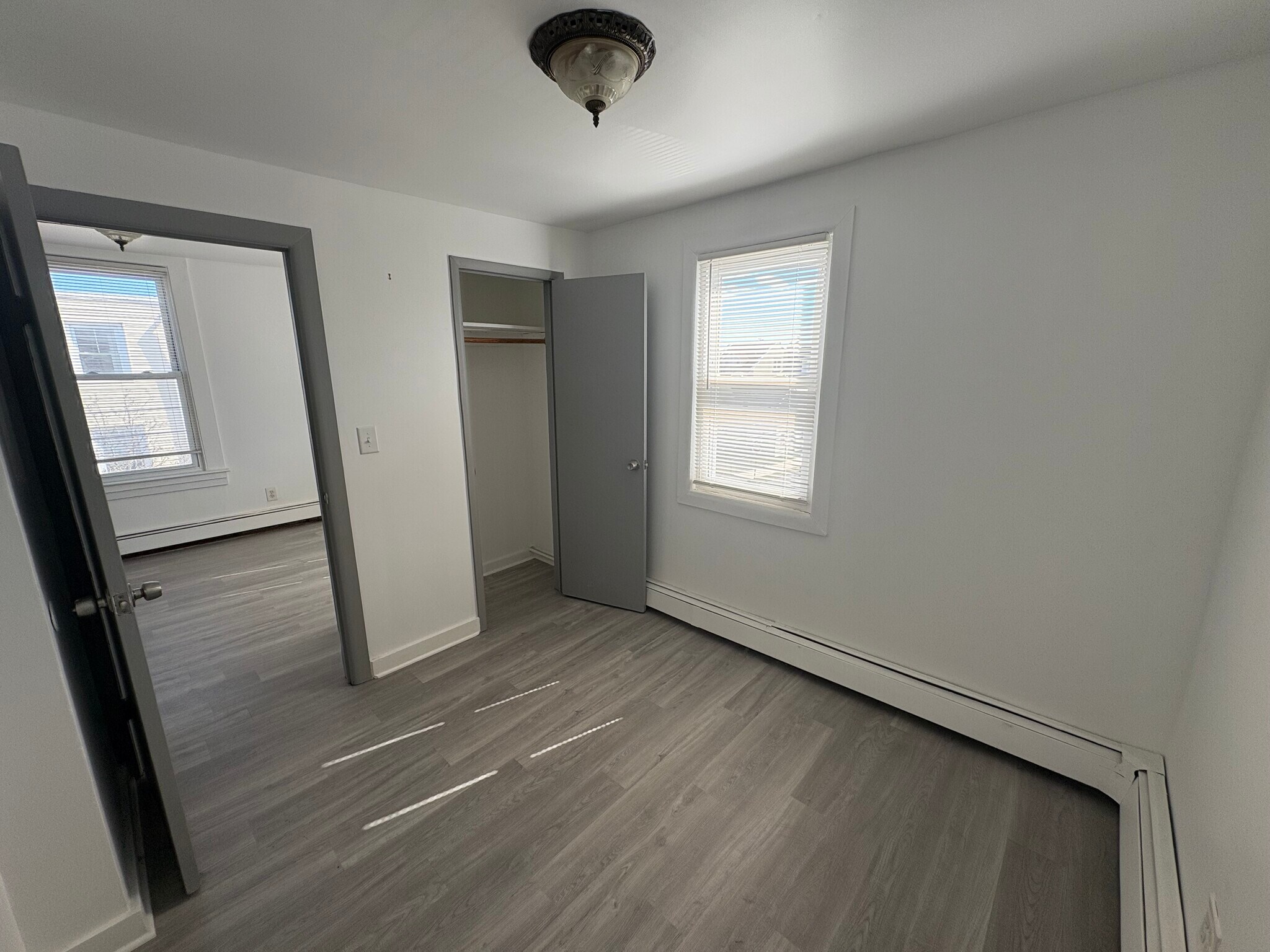 Building Photo - 91 Main Ave