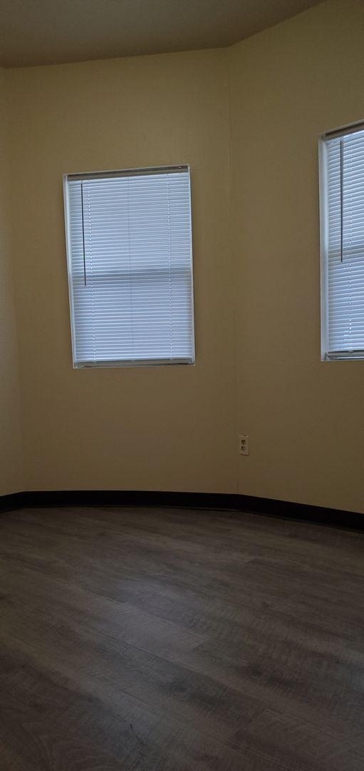 Building Photo - 1221 Berner St