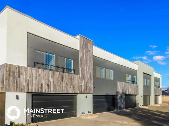 Building Photo - 1119 S Stapley Dr