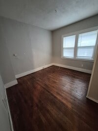 Building Photo - Tickle Realty, LLC