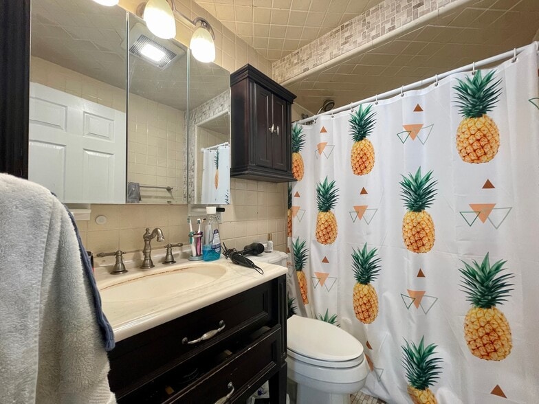 Building Photo - 145 L St