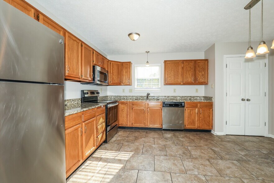 Building Photo - 2816 Coopersmith Ct