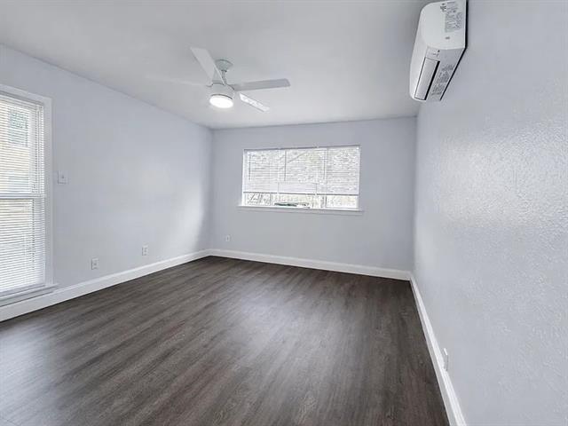 Building Photo - 5930 Victor St