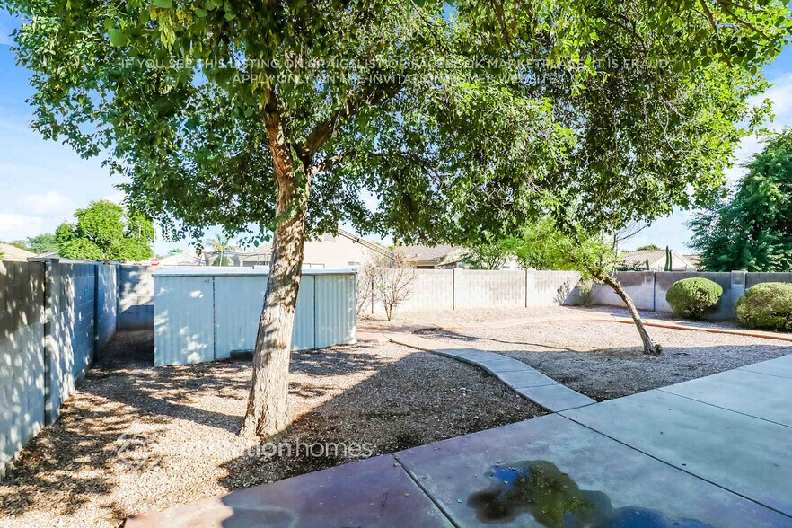 Building Photo - 14113 N 126th Ave