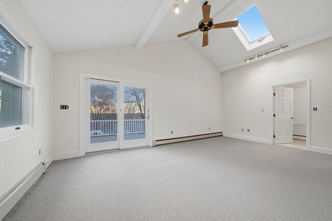 Building Photo - 99 Garfield Ave