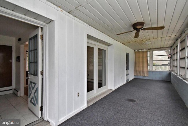Building Photo - 559 General Muhlenberg Rd