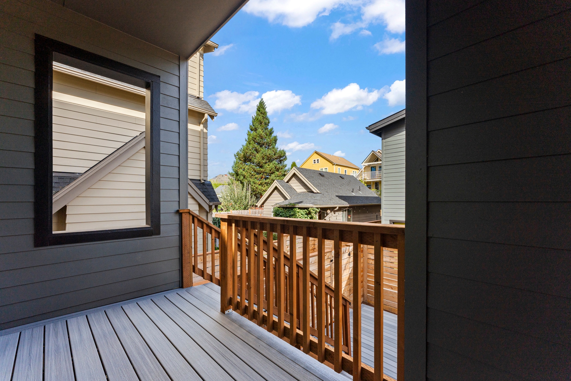 Building Photo - 591 NE Tillamook St