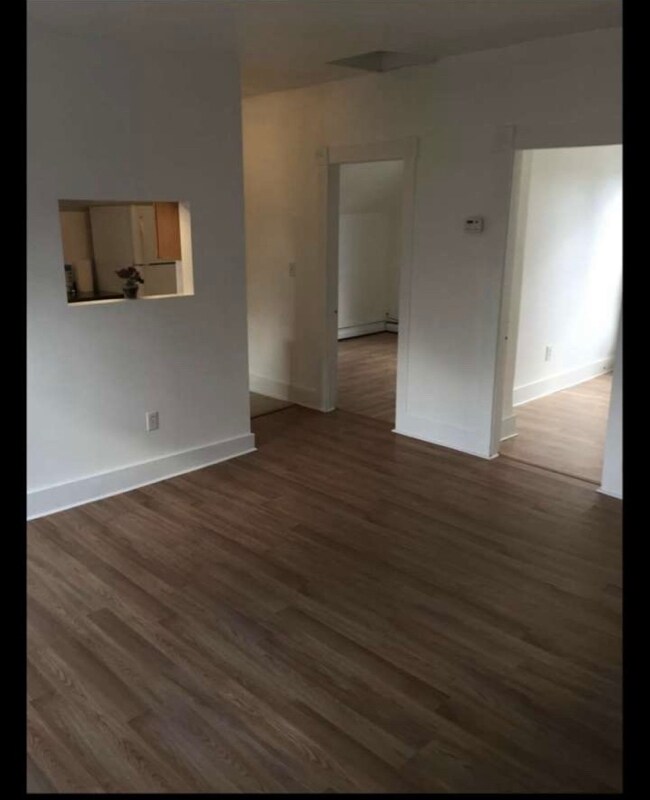 Building Photo - 12 Milne St