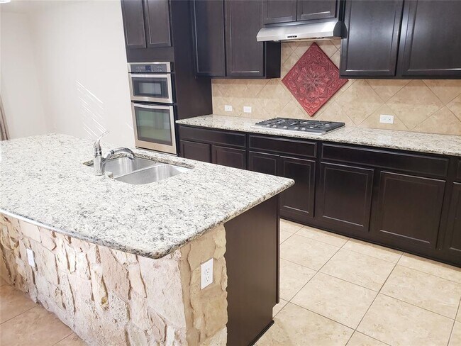 Building Photo - 8305 Turning Trail