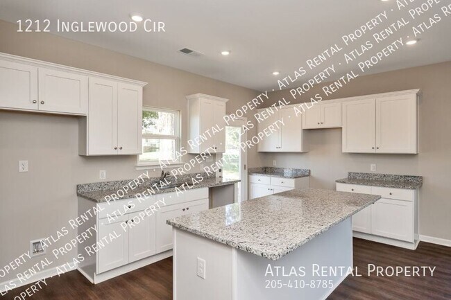 Building Photo - 1212 Inglewood Cir