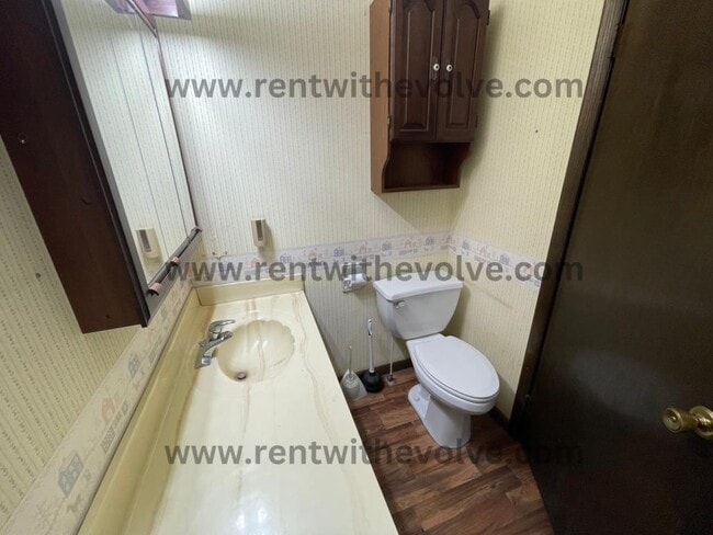 Building Photo - 5671 S 100 W