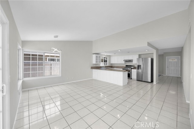 Building Photo - 14232 Matisse Ave