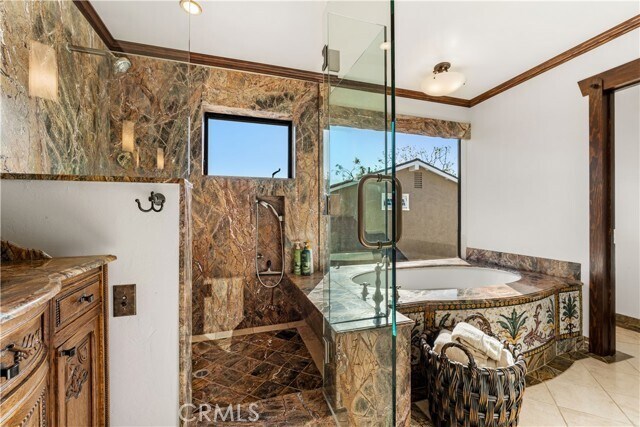 Building Photo - 1481 Santa Cruz St