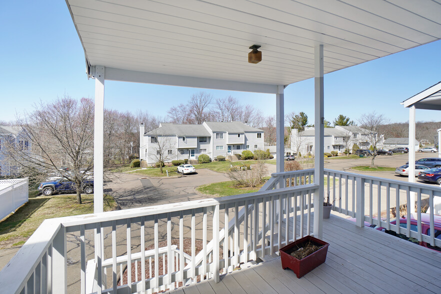 Building Photo - 165 Pheasant Ln