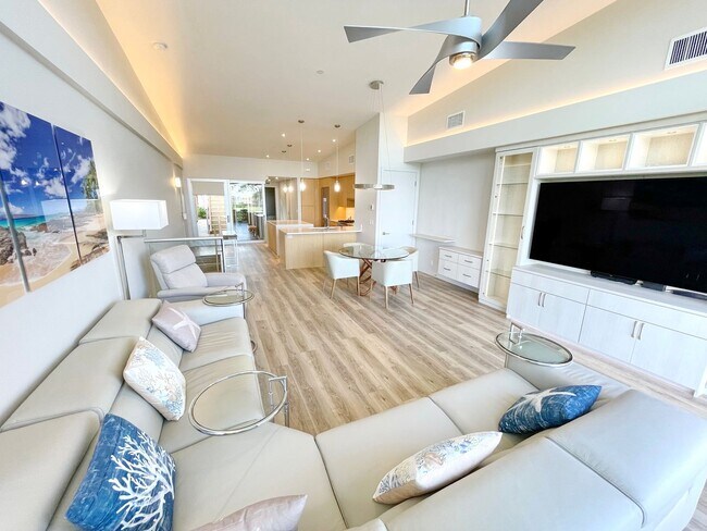 Building Photo - Luxury 3-Bedroom Townhome in Wailea’s Excl...