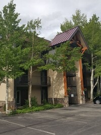 Building Photo - Long Term Rental- Mountain Meadows 106