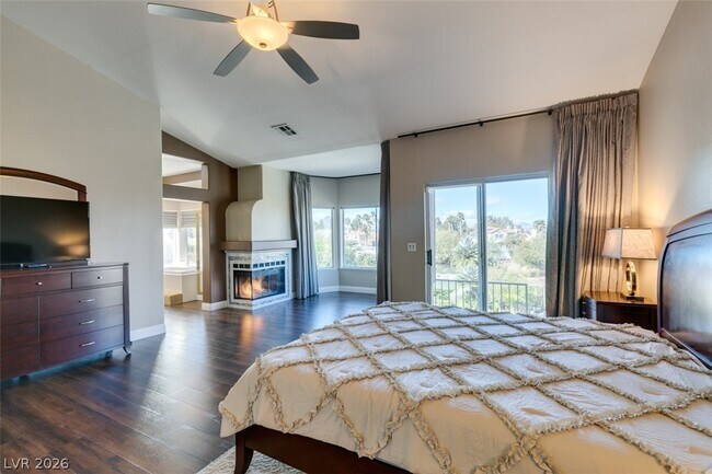 Building Photo - 54 Grossinger Ct