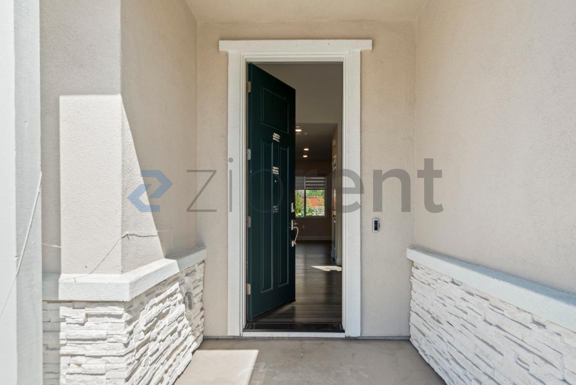 Building Photo - 5587 Howell Mountain Ln