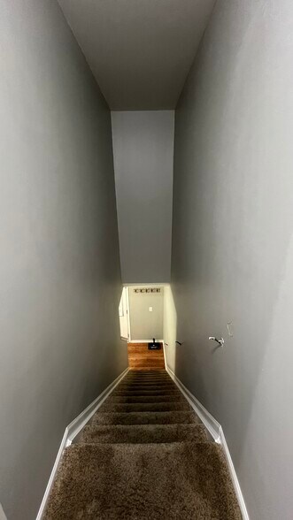 Building Photo - 6076 Georges Park Dr