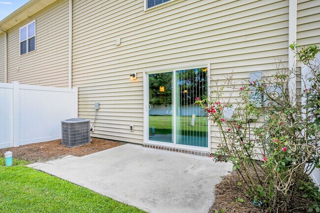 Building Photo - 190 Canyon Oak Loop