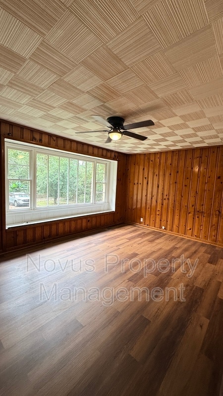 Building Photo - 42 Bagwell Dr